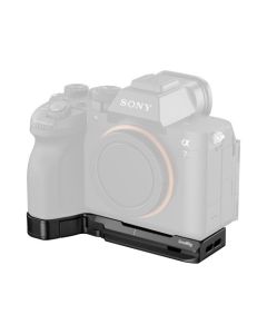 SmallRig 6033 Baseplate with AirTag Slot for Sony Alpha 7 V / 7R V / 7 IV