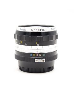 Nikon 28mm (2,8cm) F3.5 Nikkor-H Auto F-Mount (Occ)