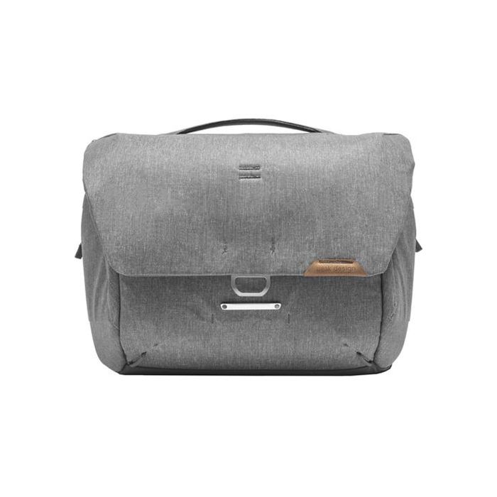 Everyday messenger clearance
