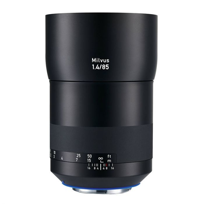 zeiss 85mm 1.4 nikon