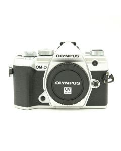 Olympus E-M5 Camera Body Zilver + HLD-6 Batterijgrip (Occ)