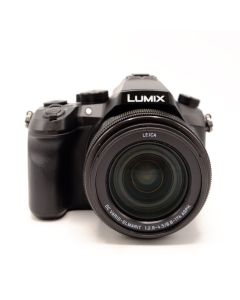 Panasonic DMC-FZ2000 Camera (Occ)