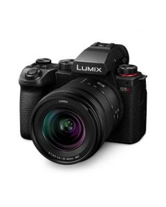 Panasonic DC-S5 II + 20-60mm F3.5-5.6
