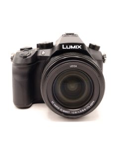 Panasonic DMC-FZ2000 Camera (Occ)